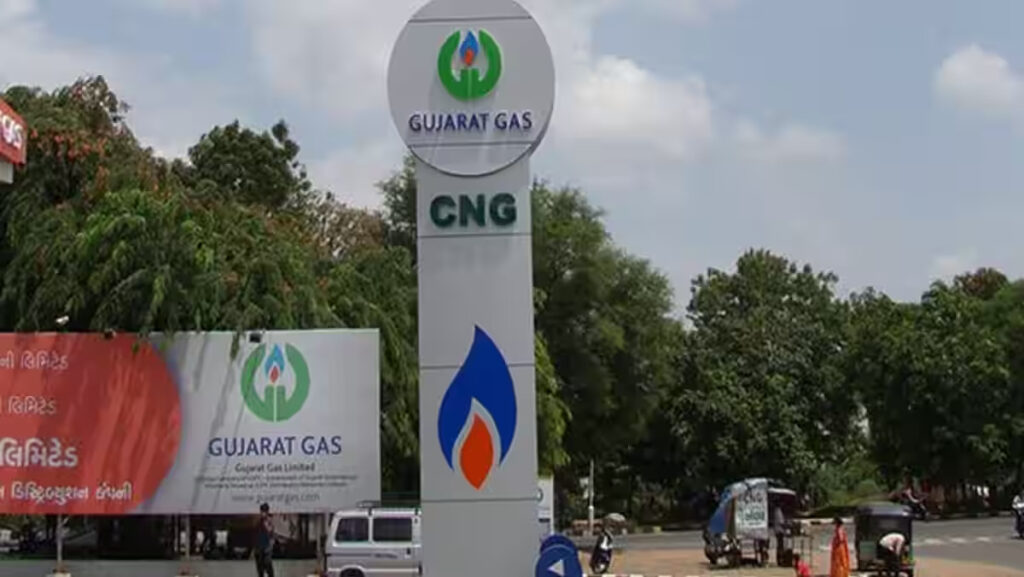 CNG की कीमतें बढ़ी, ( CNG prices increased)