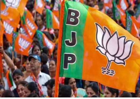 उत्तराखंड में 35 भाजपा नेताओं को जल्द मिलेंगे बड़े पद, लिस्ट तैयार; प्रदेश अध्यक्ष चुनाव की तारीख का एलान भी जल्द