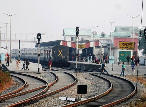 “उत्तराखंड में रेल कनेक्टिविटी को बढ़ावा, नए रूट्स पर जल्द दौड़ेंगी ट्रेनें”