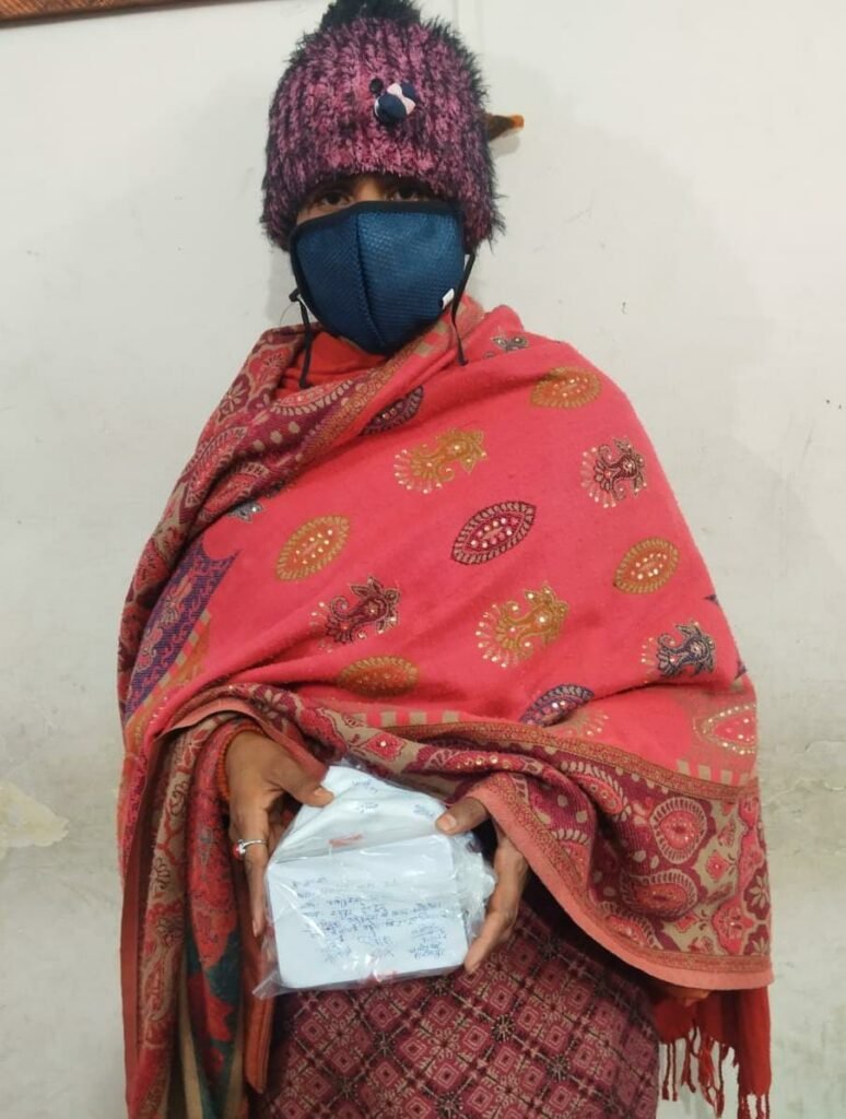 मादक पदार्थों की तस्करी में लिप्त 01 महिला अभियुक्ता को दून पुलिस ने किया गिरफ्तार