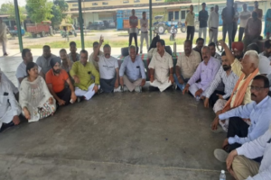 Rudrapur: बेहड़ ने खोया आपा, बोले-किसानों को परेशानी हुई तो अधिकारियों को जूतों से पिटवाऊंगा