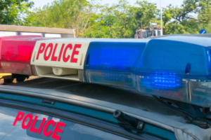 नियमों का उल्लघंन: न तो पुलिस का डर और न हादसे का भय, बिना हेलमेट पहने मौत को न्योता दे रहे युवा