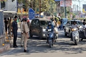 ईंधन की खपत कम करने के लिए परिवहन विभाग ने जारी किए सुझाव, वाहन चलाते समय भी बचा सकते हैं तेल