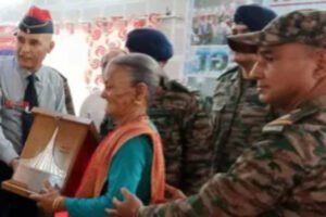 1965 भारत पाक युद्ध में शहीद हुए थे सिपाही मदन सिंह, 60 साल बाद पत्नी को मिले सहायता राशि के ₹28.45 लाख
