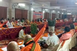 VHP मार्गदर्शक मंडल की बैठक में लिए गए अहम फैसले, इन मुद्दों पर कानून बनाने की मांग