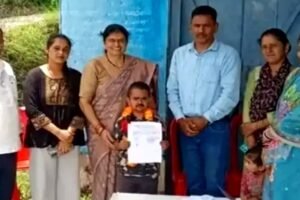 पिथौरागढ़ के बस्तड़ी गांव में कद नहीं, किरदार की हुई जीत, 3 फीट के चन्नू बने निर्विरोध उपप्रधान