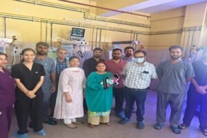25 सप्ताह में जन्मा 700 ग्राम का बेबी, श्रीनगर बेस अस्पताल ने दिया नवजीवन, ‘नीक्कू ग्रेजुएट’ बनकर गया घर