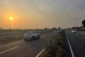 कैंची धाम और नैनीताल में जाम से राहत के लिए अमृतपुर बाईपास पर जोर
